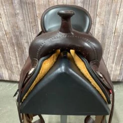 Circle Y Topeka Flex 17-Inch-Wide Trail Saddle -Western Cowboy Equipment Shop 1651 1701 05