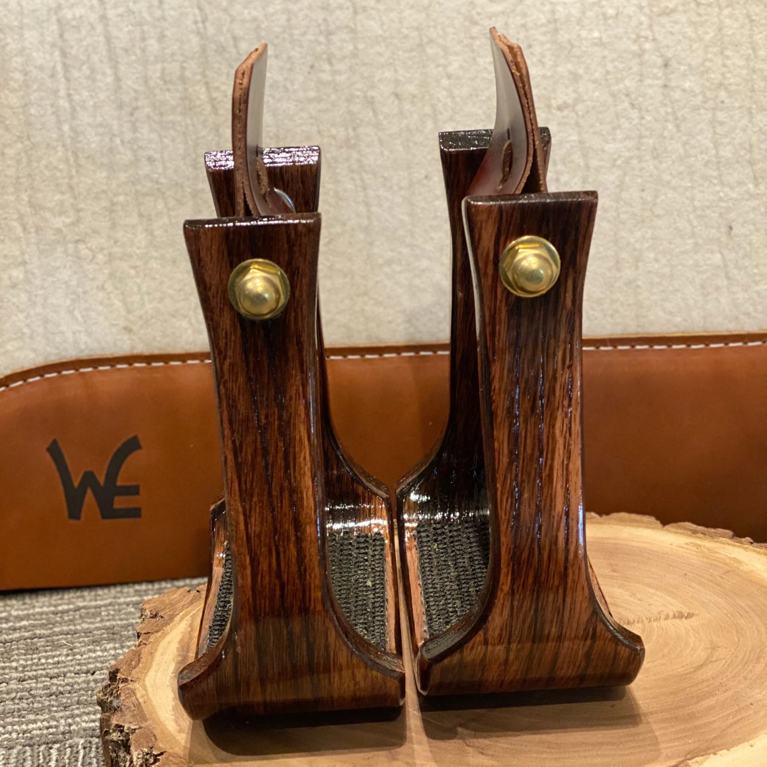 Nettles Stirrups 3"Barrel Triple Finish 3 Nettles Stirrups 3"Barrel Triple Finish