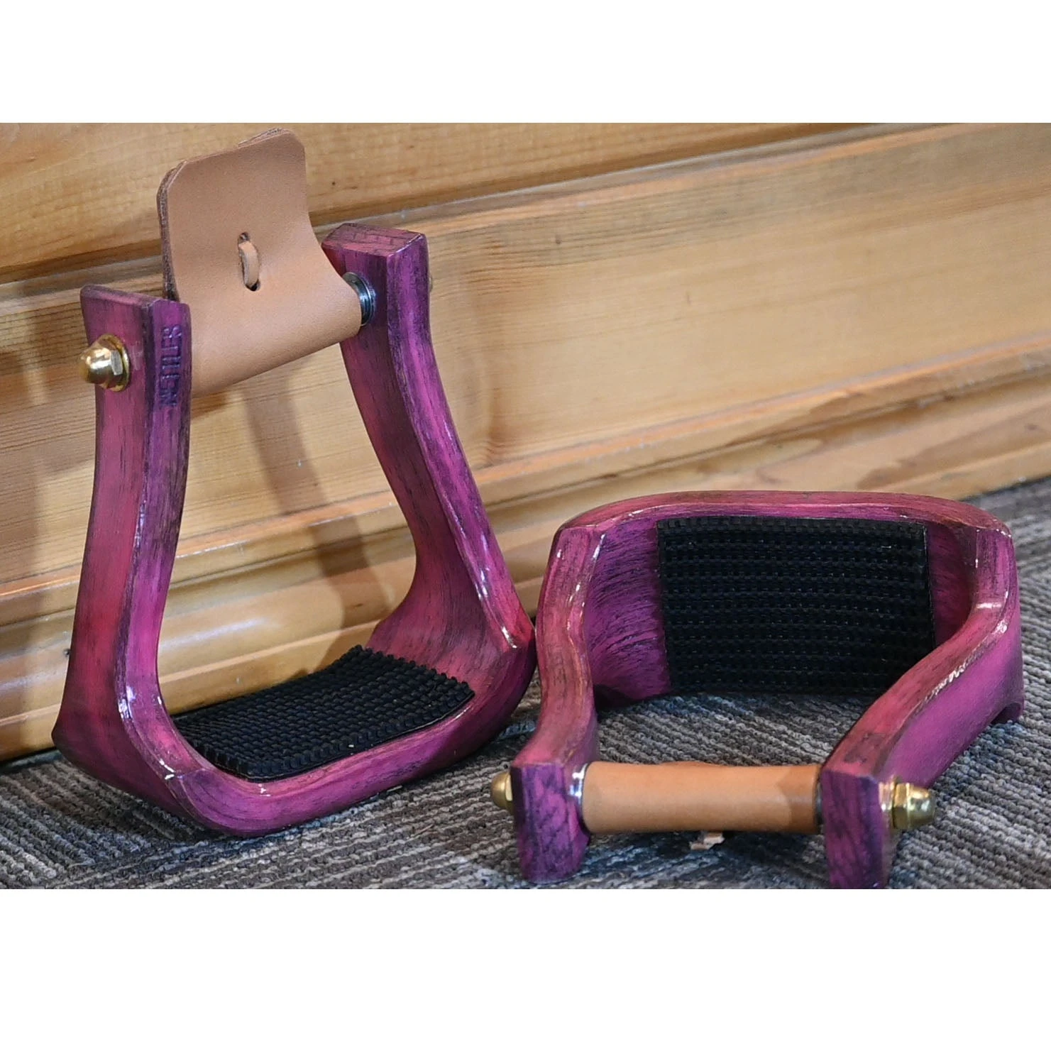 Nettles 3" Barrel Racing Stirrup 3 Nettles 3" Barrel Racing Stirrup
