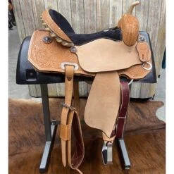 HR Saddlery 15.5 Inch Barrel Saddle -Western Cowboy Equipment Shop IMG 7101