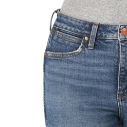 Wrangler Retro Paige Flare Jean -Western Cowboy Equipment Shop ScreenShot2022 01 03at7.40.06PM