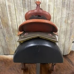 Fabtron 15 Inch Wide Tree Cordura Saddle -Western Cowboy Equipment Shop back 9663870f 722f 4c57 8b28 05cb3fbd331c