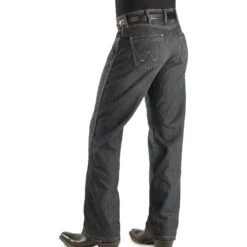 Wrangler Retro Boot Cut And Relaxed Fit Jean